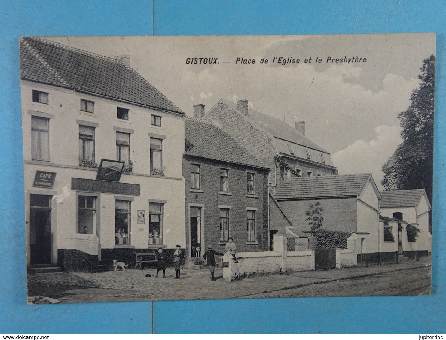 Gistoux Place De L'Eglise Et Le Presbytère - Chaumont-Gistoux