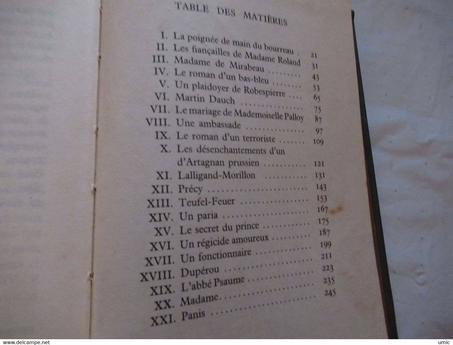 8 volumes bibliothèque du temps présent , aux éditions Rombaldi , trés belles illustrations et photos,