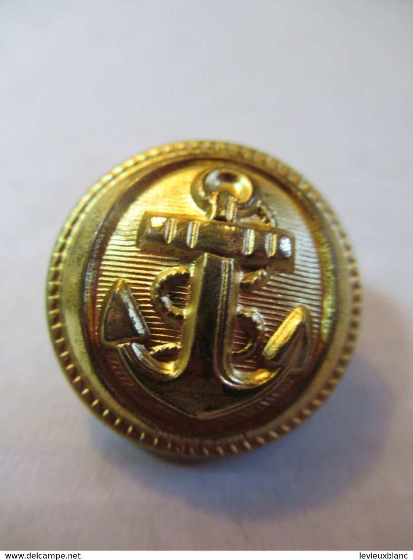 Bouton/ Militaria/ Pour Uniforme/ Ancre Marine/Laiton Doré /origine ? / Début XXéme ?    BOUT135 - Buttons