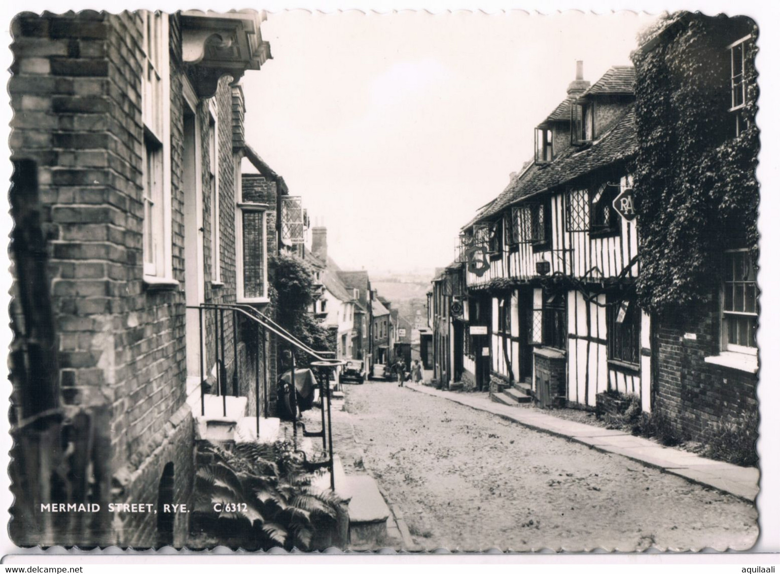 Rye, East Sussex. "Mermaid Street". 1930/1940 Circa - Rye