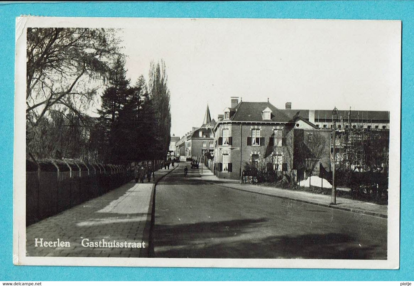 * Heerlen (Limburg - Nederland) * (Uitgave Gebr. Simons - Fotokaart) Gasthuisstraat, Straatzicht, Rare, Old, Unique - Heerlen