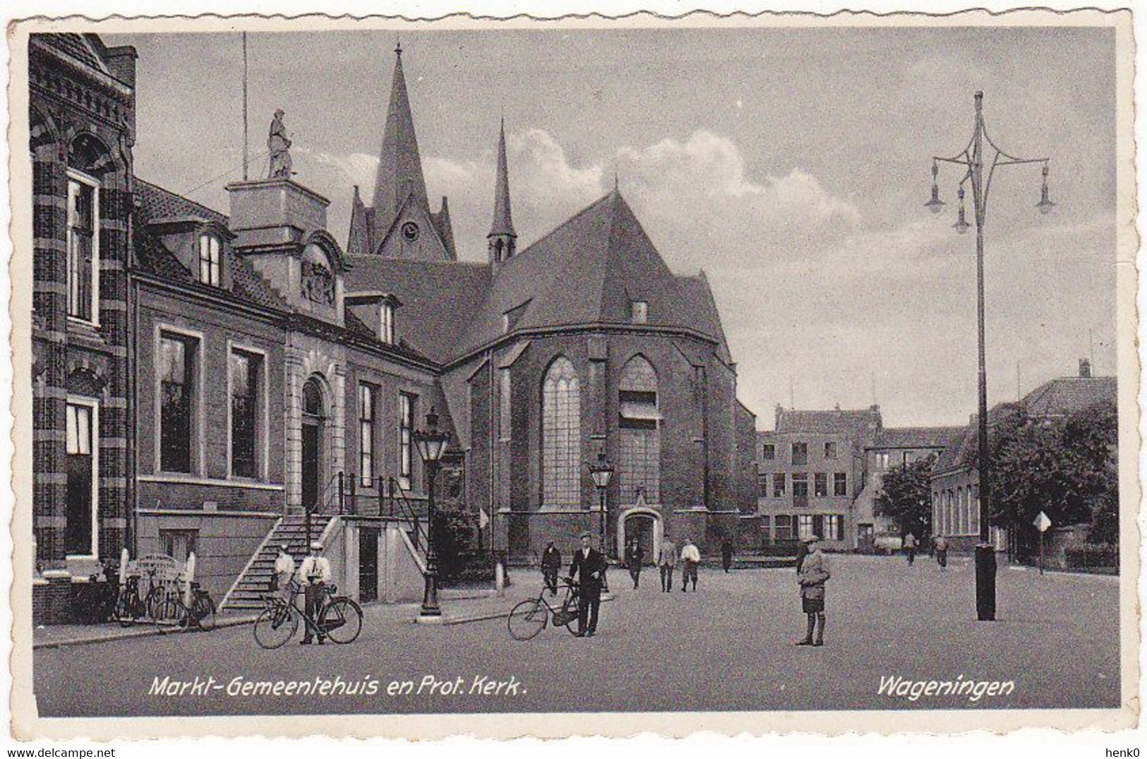 Wageningen Markt Gemeentehuis En Kerk M4483 - Wageningen