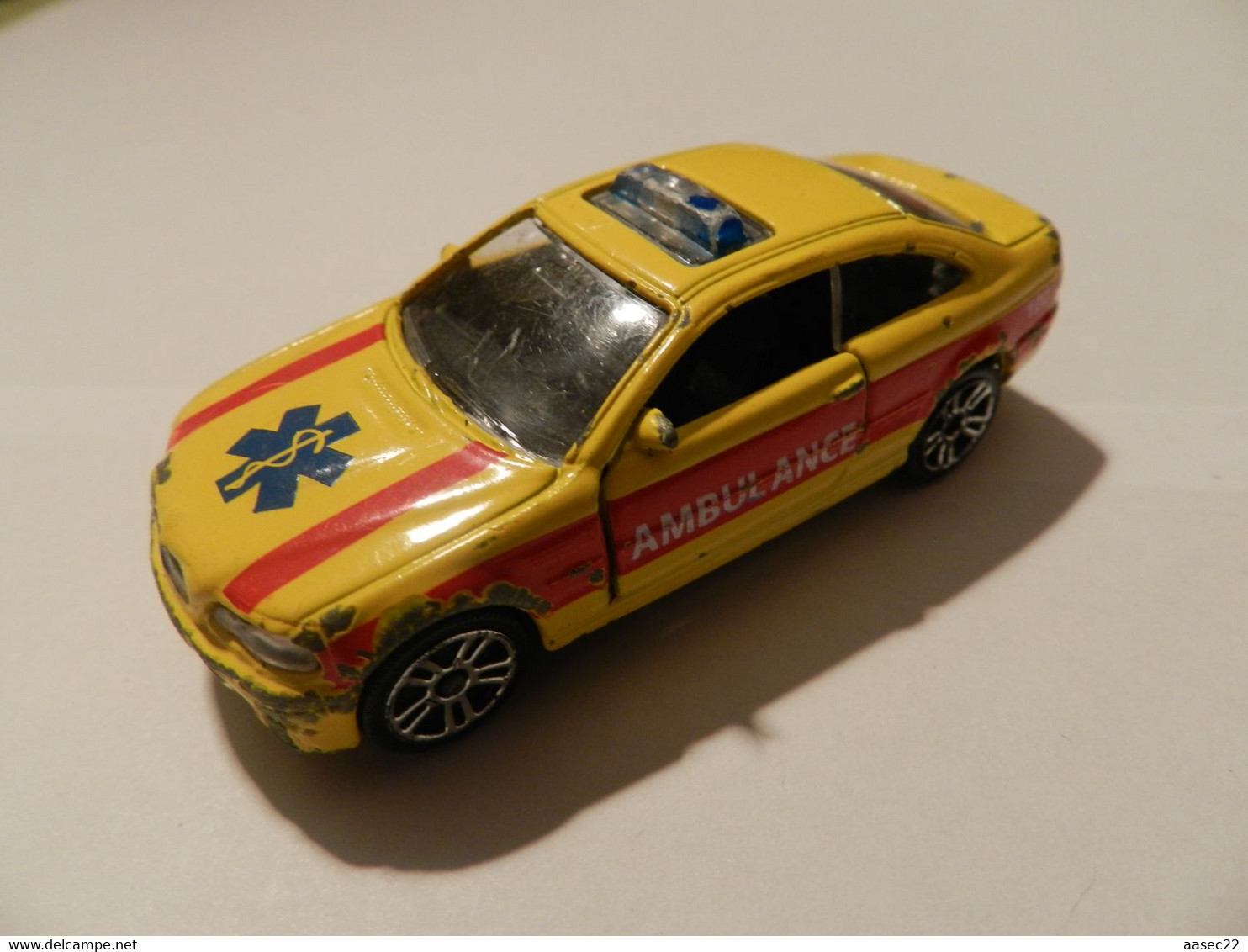 Majorette  BMW M3 Ambulance    ***  3402   *** - Majorette