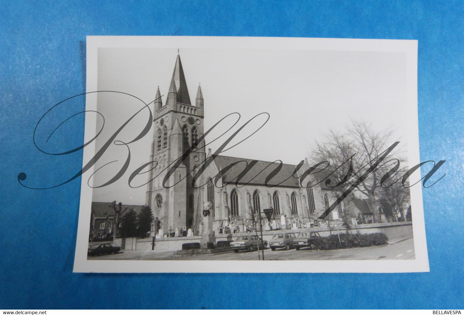 Lo-Reninge Kerk Str Rectrudus   Foto-Photo Prive Opname 02/04/1985 - Lo-Reninge