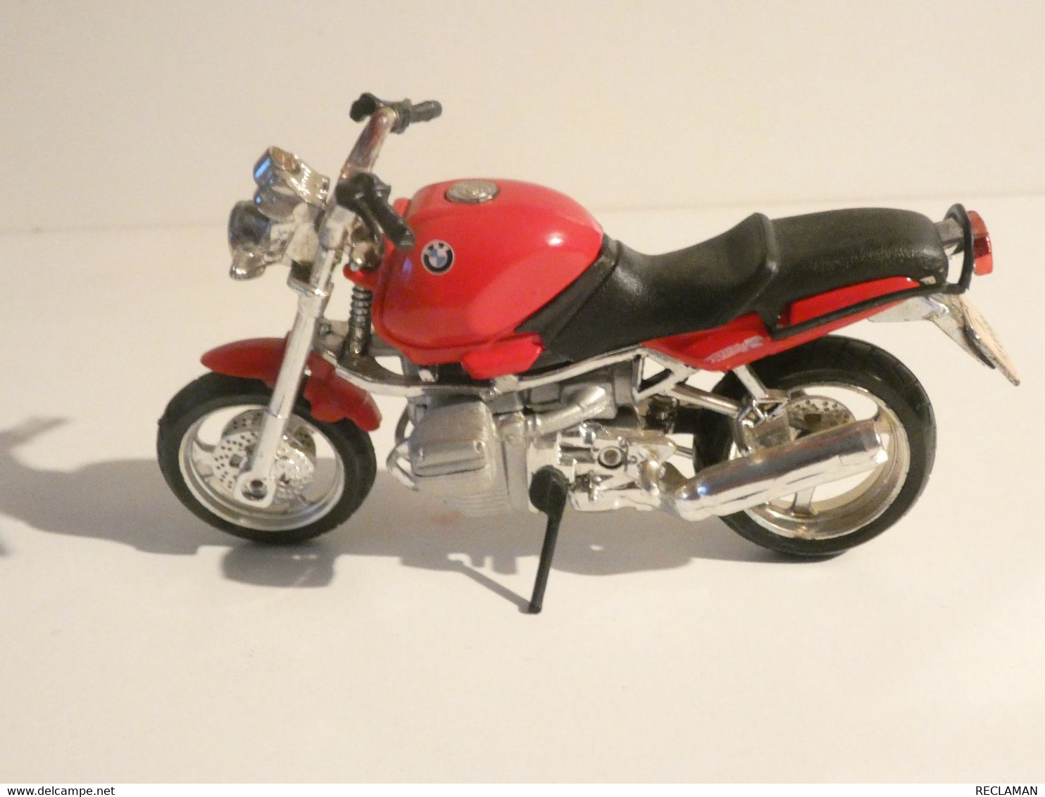 MAISTO Moto 1/18 BMW R 1100 R R-1100-R R1100R Rouge - Moto