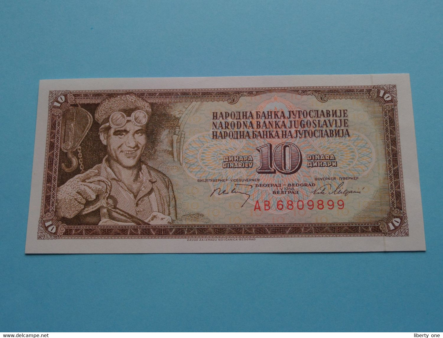 10 Dinara 1/5/1968 / AB 6809899 ( For Grade, Please See SCANS ) Circulated ! - Yugoslavia