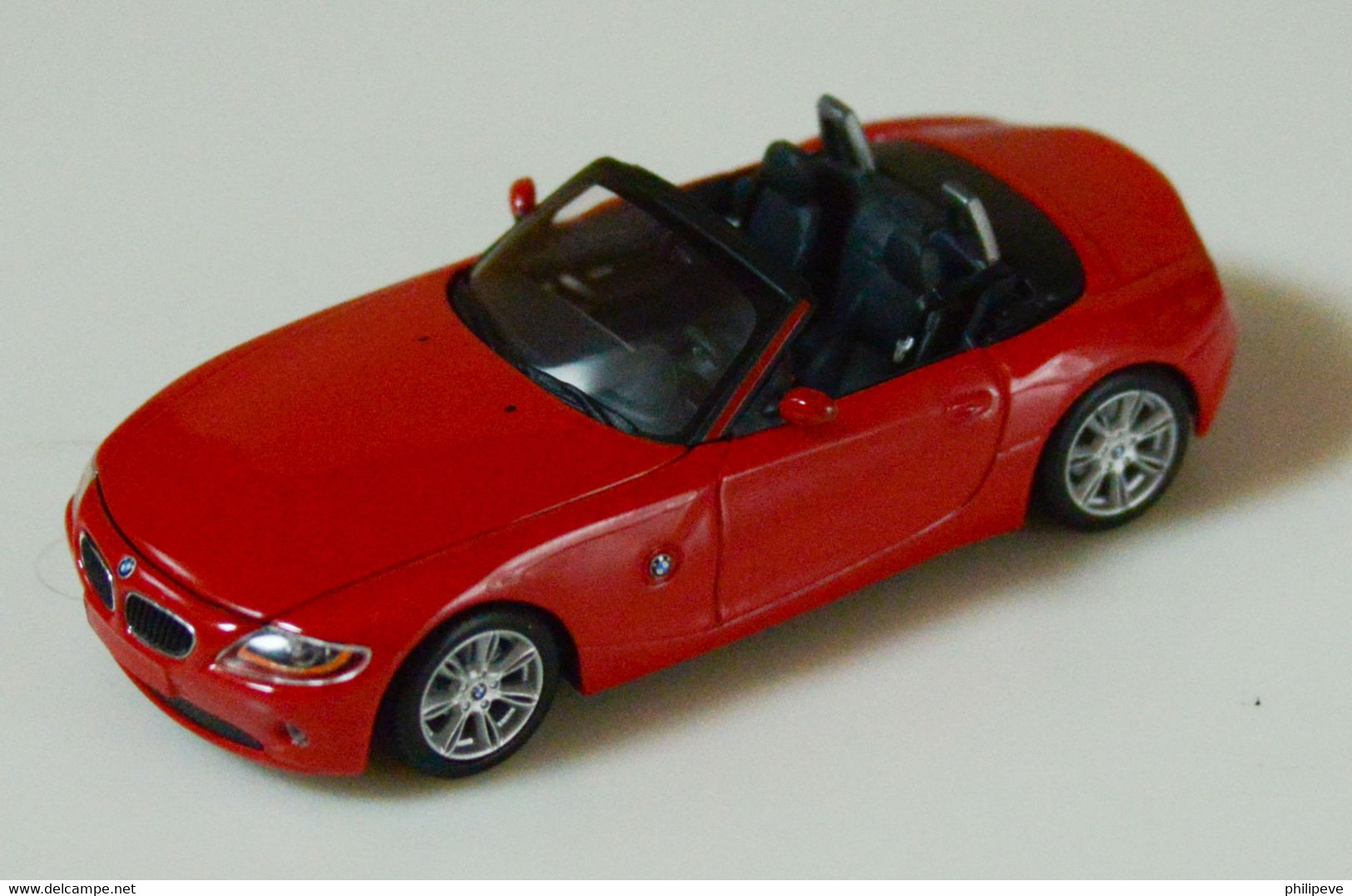 BMW Z4 2002- MINICHAMPS 1:43 - Minichamps