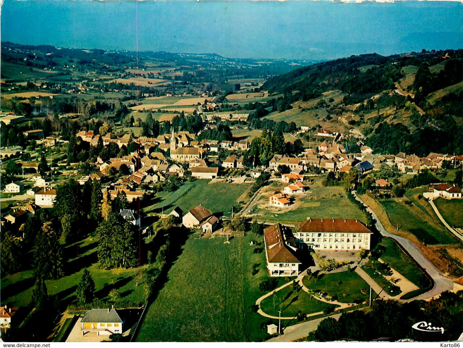 Virieu Sur Bourbre * Vue Générale Aérienne Sur Le Village - Virieu