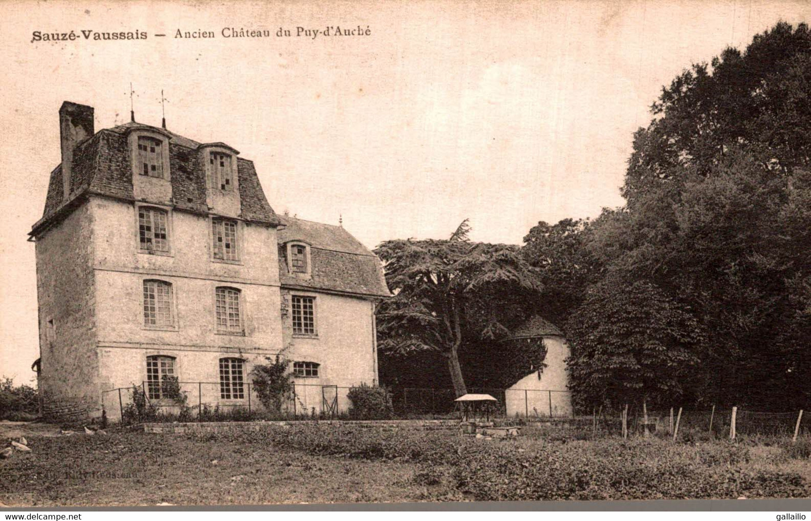 SAUZE VAUSSAIS ANCIEN CHATEAU DU PUY D'ANCHE - Sauze Vaussais