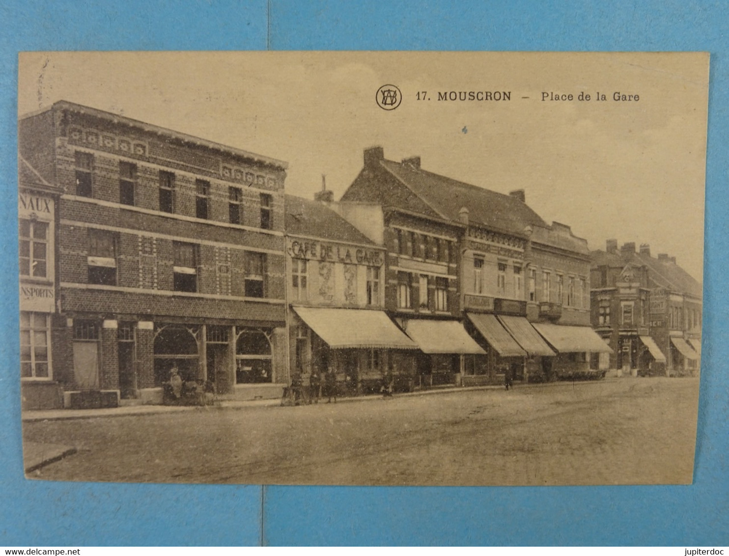 Mouscron Place De La Gare - Mouscron - Moeskroen