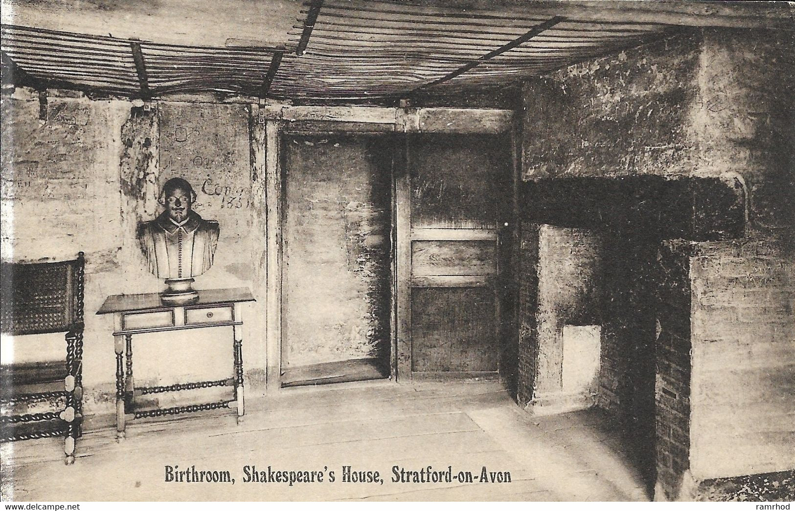 STRATFORD UPON AVON, Birthroom, Shakespeare's House (Publisher - Valentine's) Date - Unknown, Unused - Stratford Upon Avon