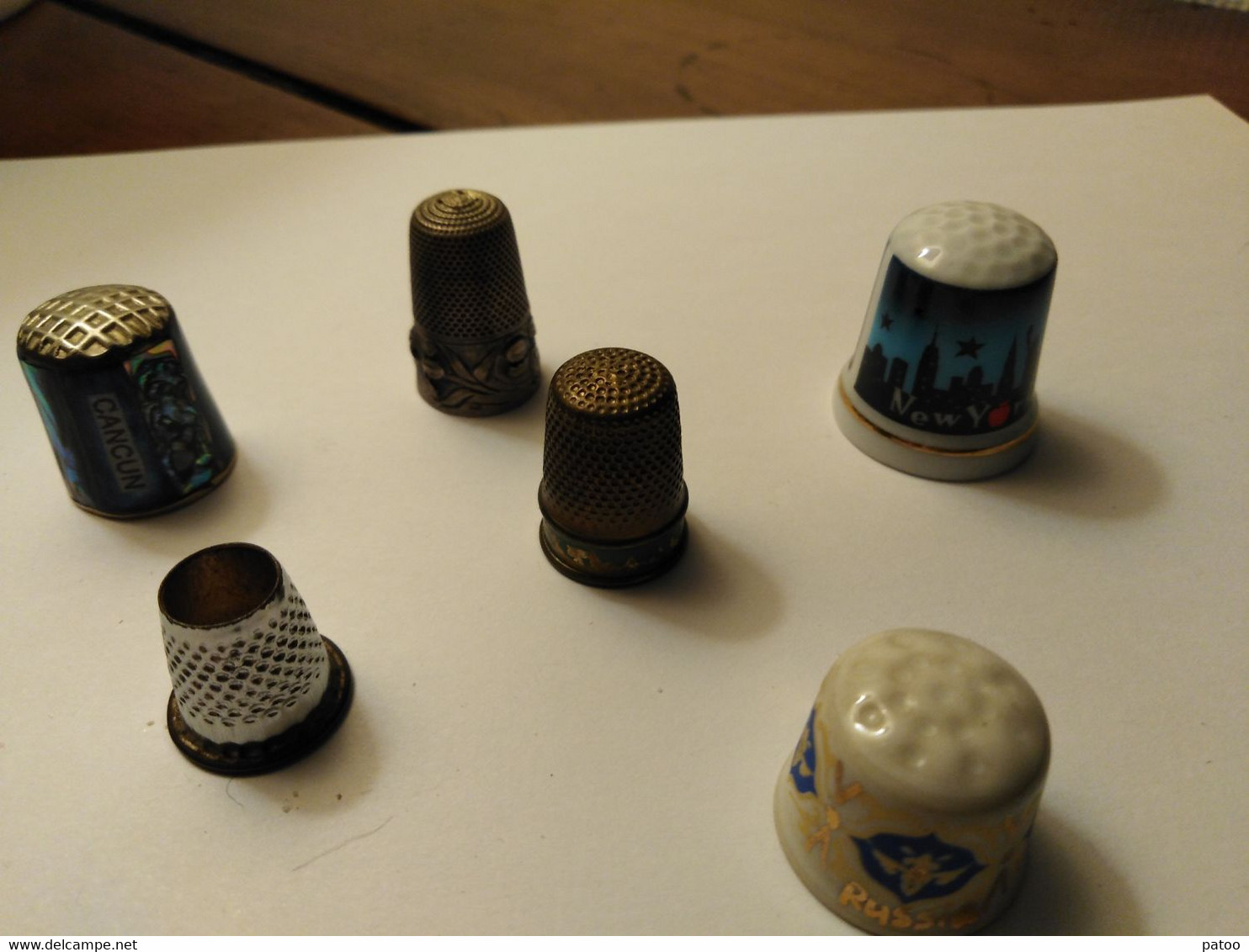 LOT DE 6  DES A COUDRE ( 3 COLLECTION ET 3  AYANT SERVI ) /DETAILS PLUS BAS - Thimbles