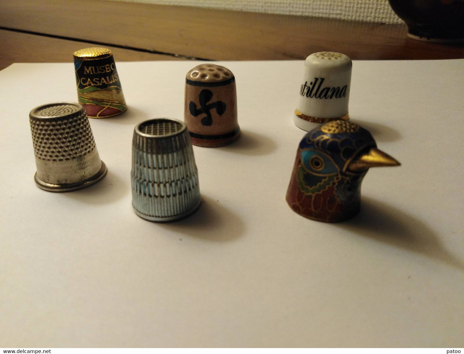 LOT DE 6  DES A COUDRE DONT 4 DE COLLECTION ET 2  POUR COUDRE  /DETAILS PLUS BAS - Thimbles