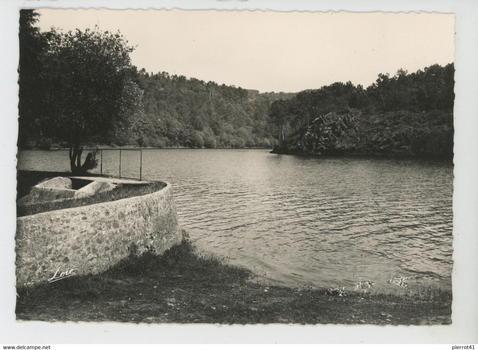 CAUREL - Le Lac De GUERLEDAN - Un Coin Près De Caurel - Caurel