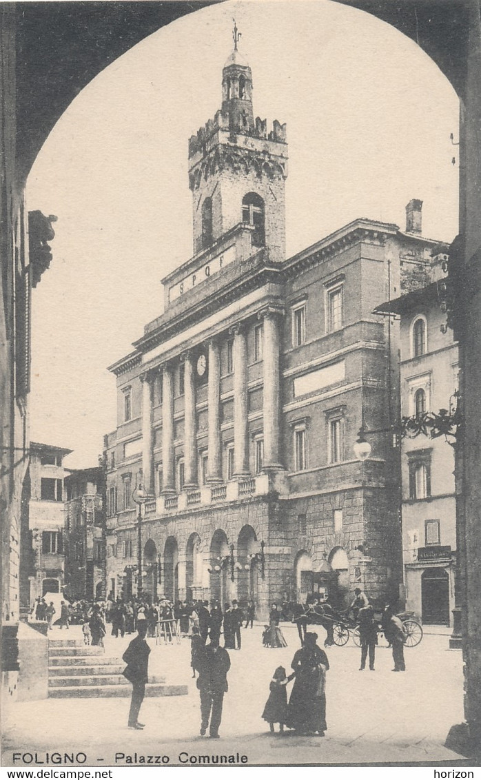 2e.604  FOLIGNO - Perugia - Palazzo Comunale - Foligno