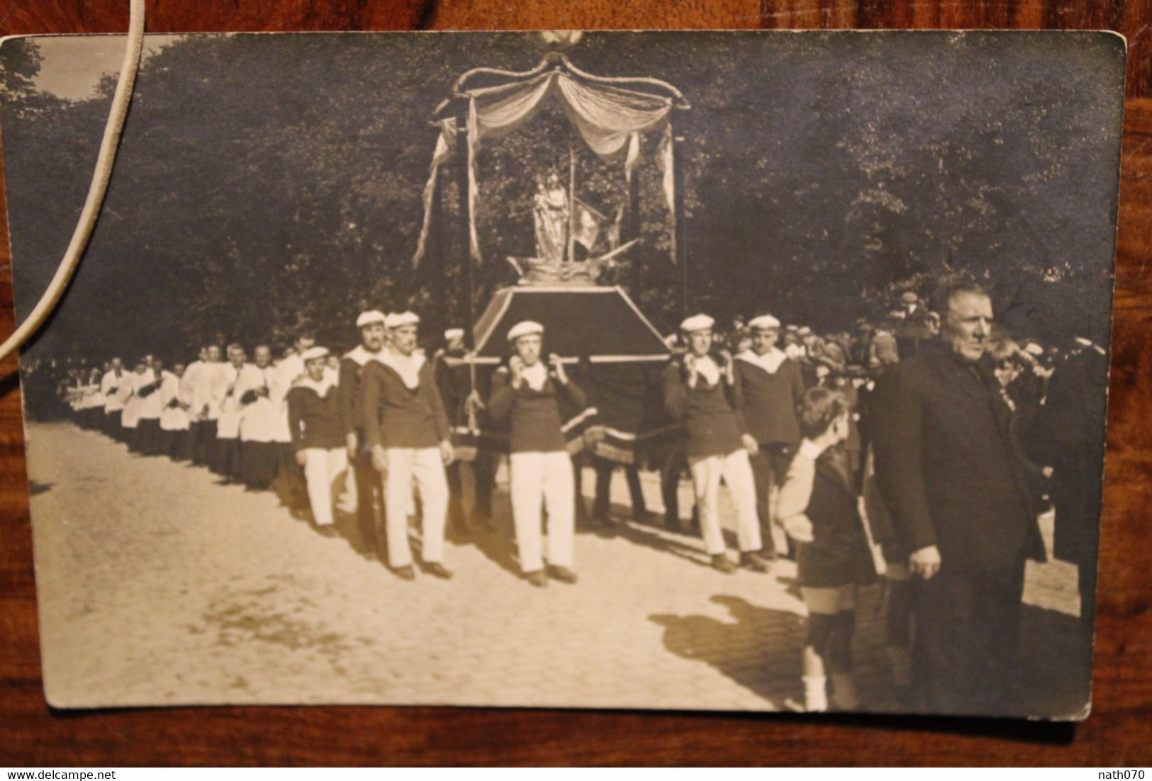 Carte Photo Procession Religieuse Marins Office Religieux Religion CPA Ak Animée Pêcheurs - Fishing