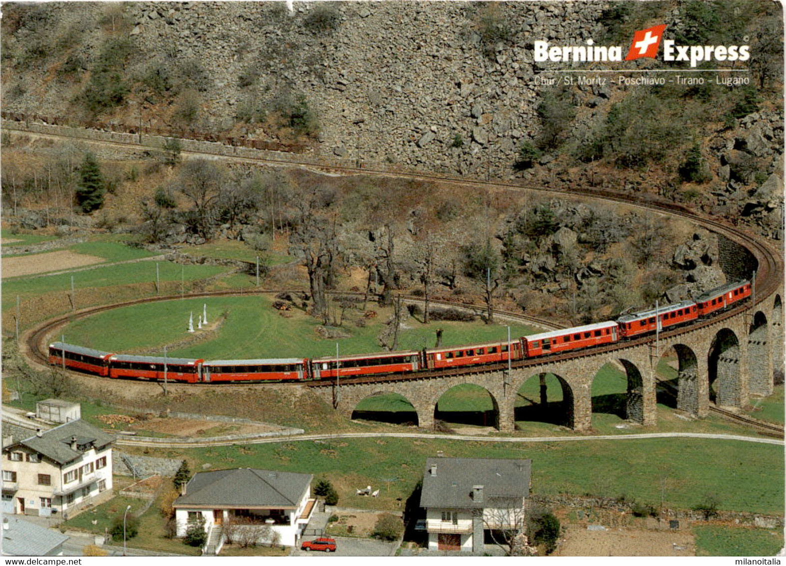 Der Bernina-Express Der Rhätischen Bahn Auf Dem Kehrviadukt Bei Brusio (6010) - Brusio