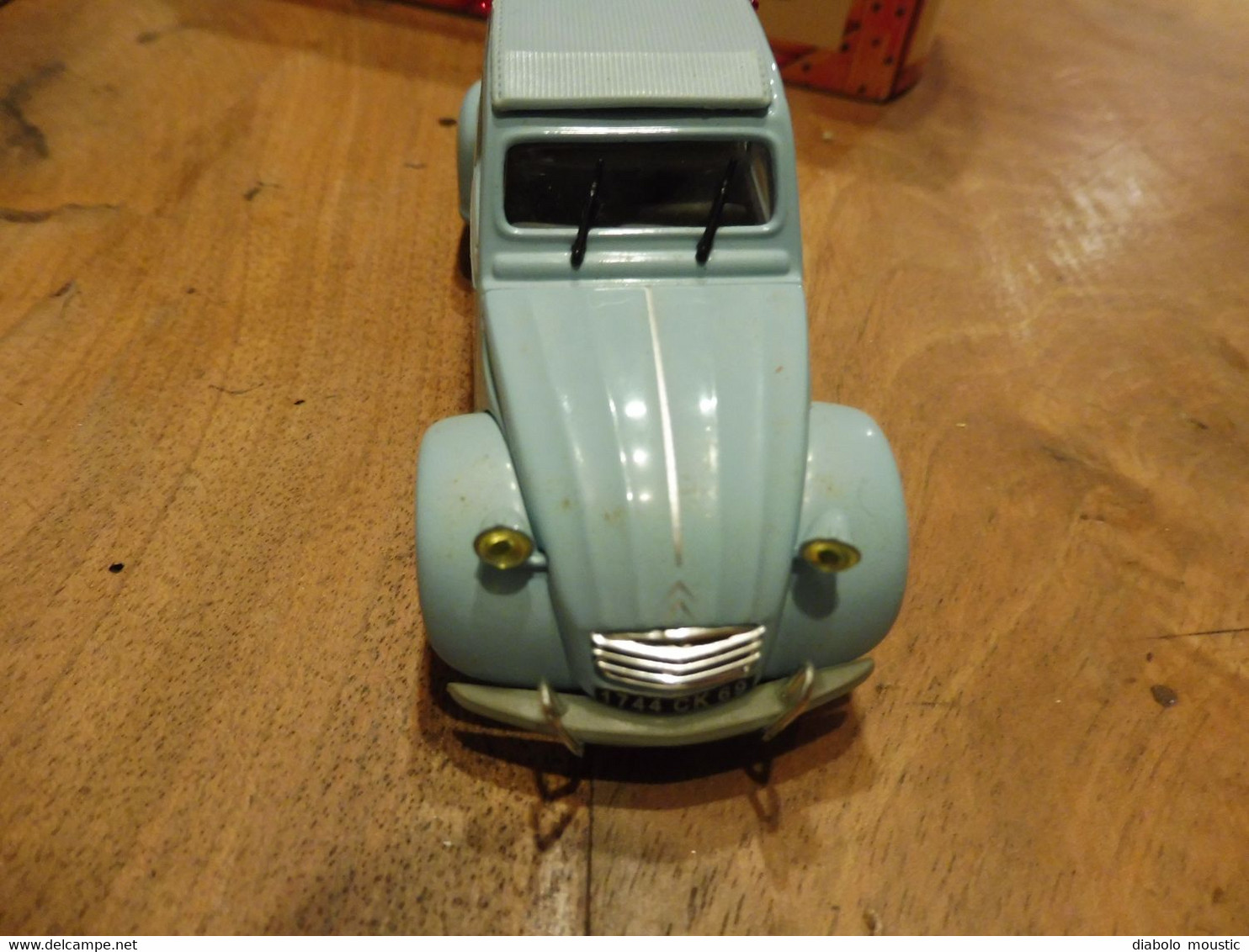 Modèle réduit 1/43e  CITROËN 2CV AZAM  1965   "NOREV" (état superbe et complet avec son emballage d'origine)