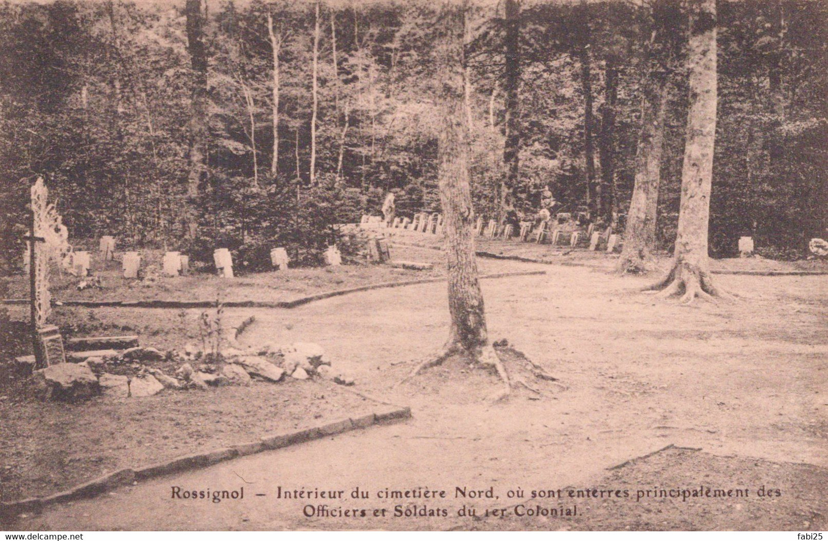 ROSSIGNOL INTERIEUR DU CIMETIERE DU NORD - Tintigny