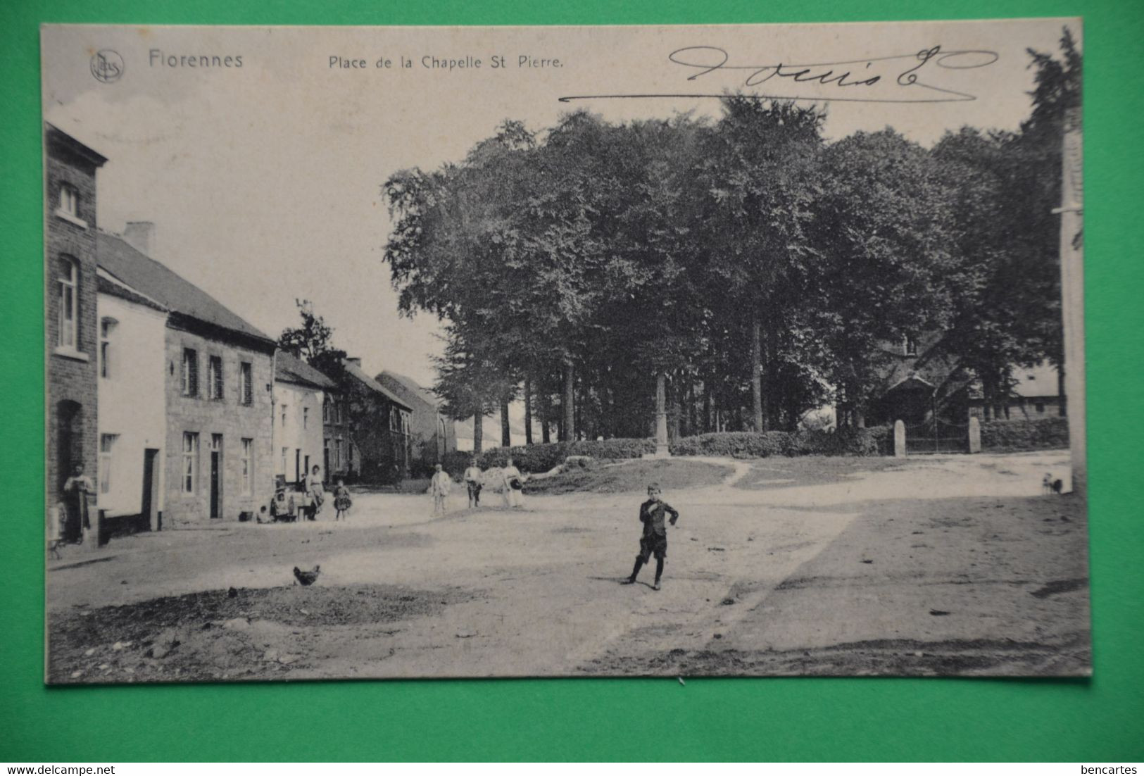 Florennes 1907: Place De La Chapelle St Pierre Animée - Florennes