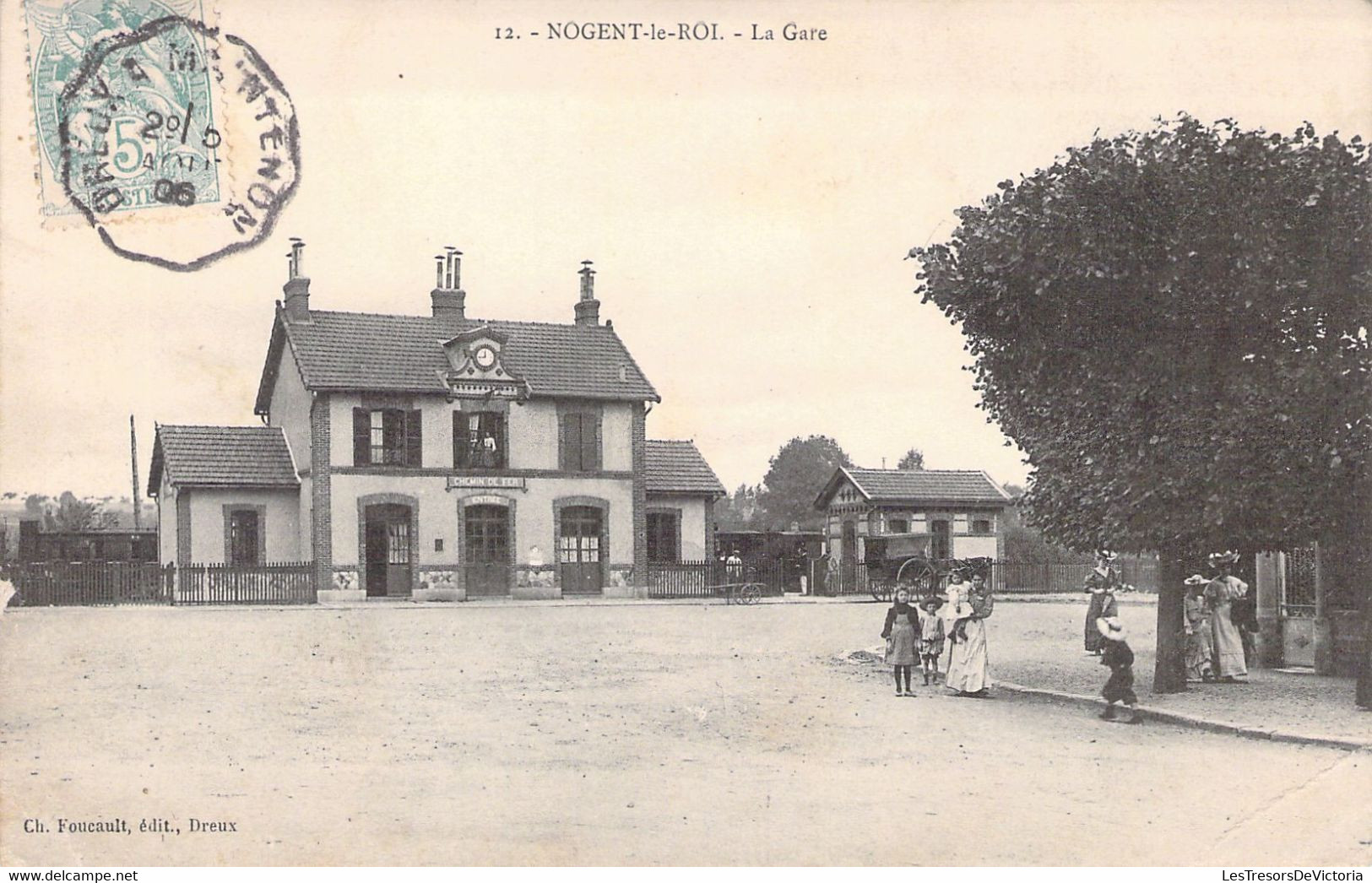 CPA - FRANCE - 28 - NOGENT LE ROI - La Gare - Ch Foucault Editeur Dreux - Nogent Le Roi