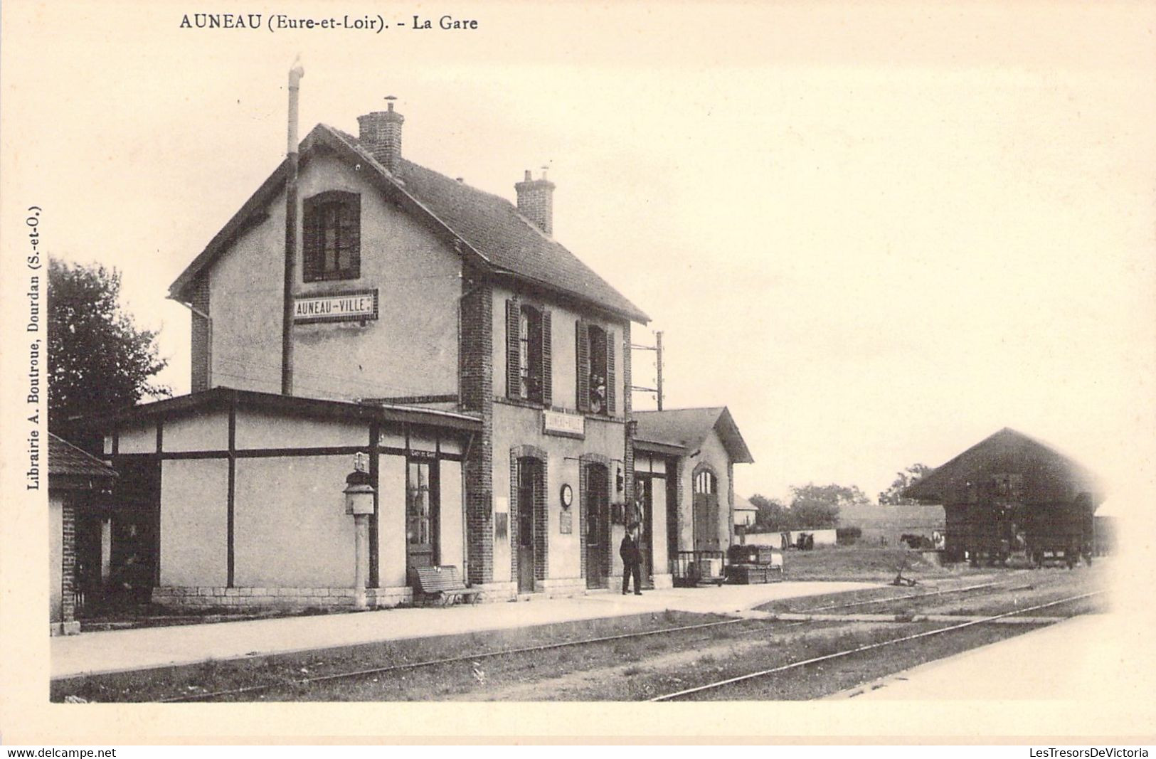 CPA - FRANCE - 28 - AUNAY - La Gare - Dos Non Divisé - Auneau