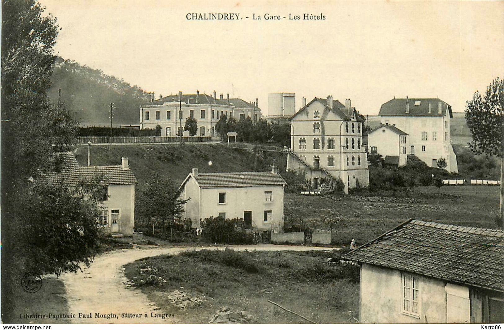 Chalindrey * Vue Sur La Gare Et Les Hôtels * Route Chemin - Chalindrey