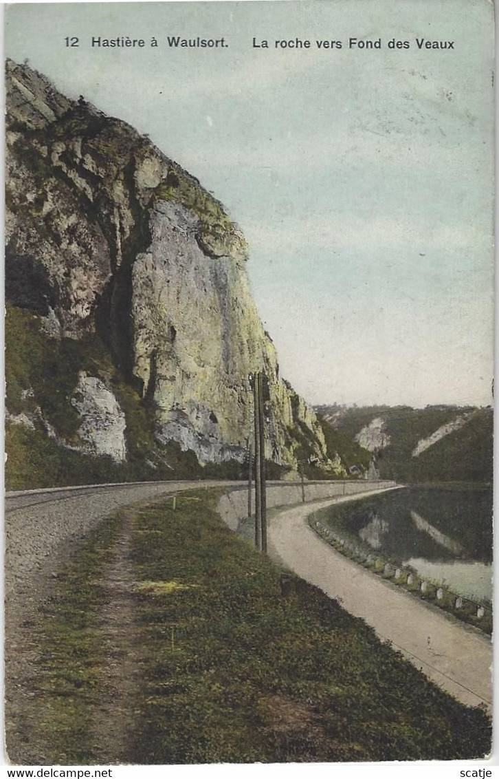 Hastière à Waulsort.   La Roche Vers Fond Des Veaux.   -    1910   Naar   Antwerpen   -   SBP - Hastière