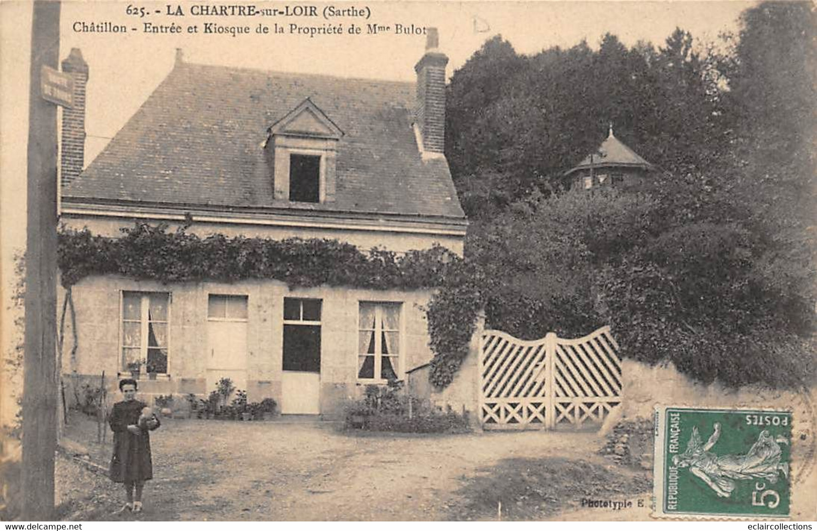 La Chartre Sur Le Loir      72       Châtillon. Entrée Et Kiosque De La Propriété De Mme Bulot    ( Voir Scan ) - Autres & Non Classés