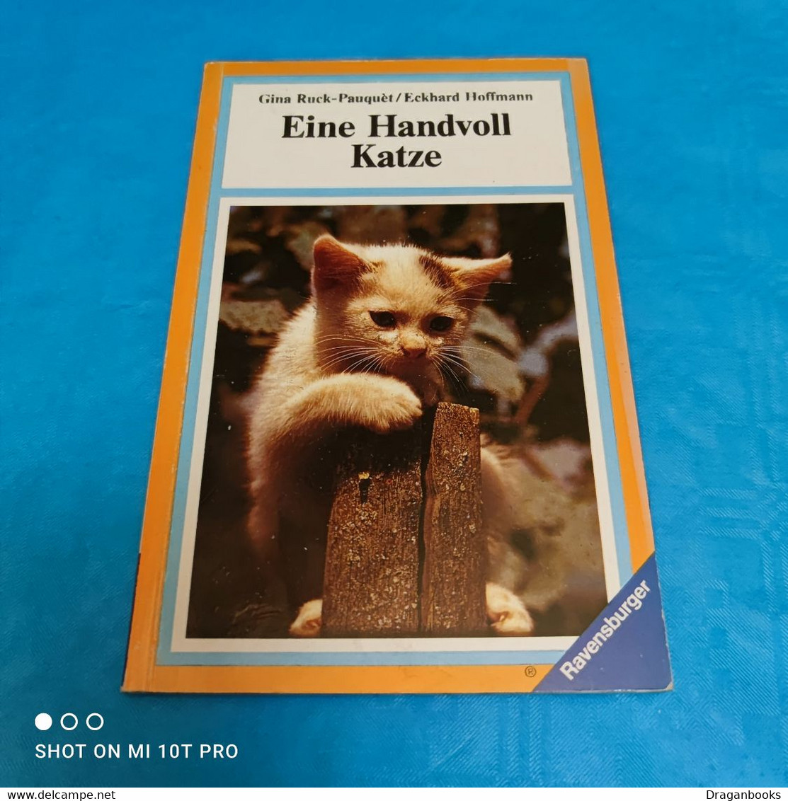 Gina Ruck-Pauquet / Eckhard Hoffmann - Eine Handvoll Katze - Animals