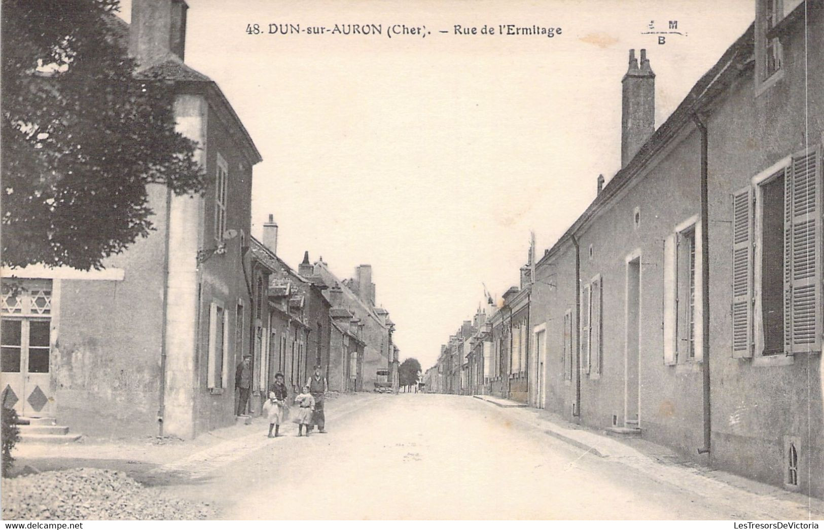 CPA - France - 18 - DUN SUR AURON - Rue De L'Hermitage - EMB - Dun-sur-Auron