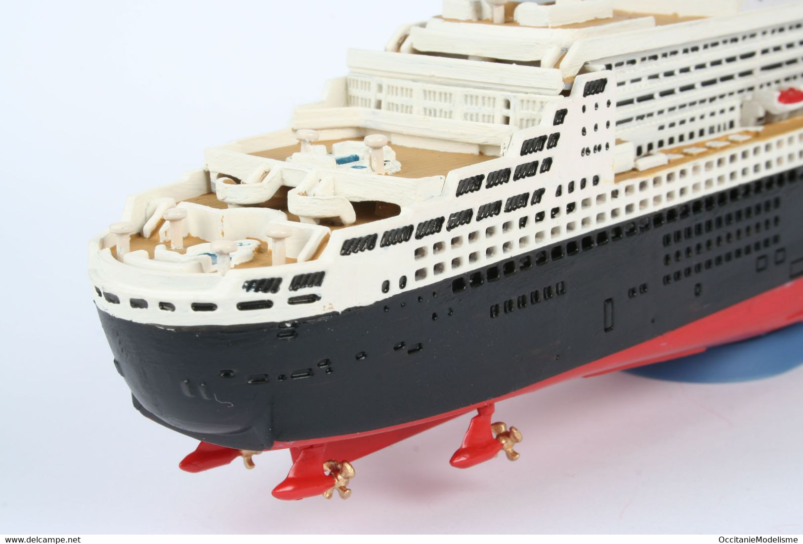 Revell - SET Paquebot QUEEN MARY 2 Cunard + Peintures + Colle Maquette Kit Plastique Réf. 65808 Neuf NBO 1/1200 - Bâteaux