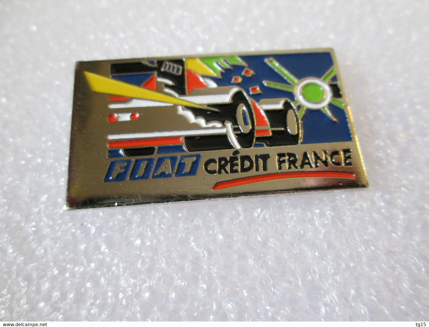 PIN'S    FIAT  CREDIT  FRANCE - Fiat