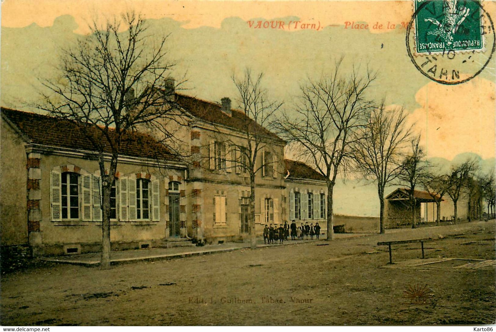 Vaour * La Place De La Mairie * école * Balance Bascule Poids Public - Vaour