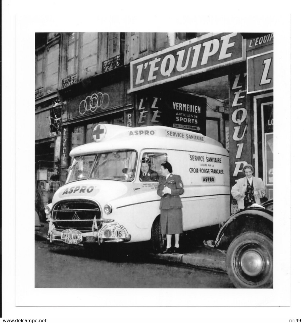 Photo Tour De France 1956, Journal L'Equipe, Faubourg Montmartre, Service Sanitaire " Aspro"  Scannes E Description - Ciclismo