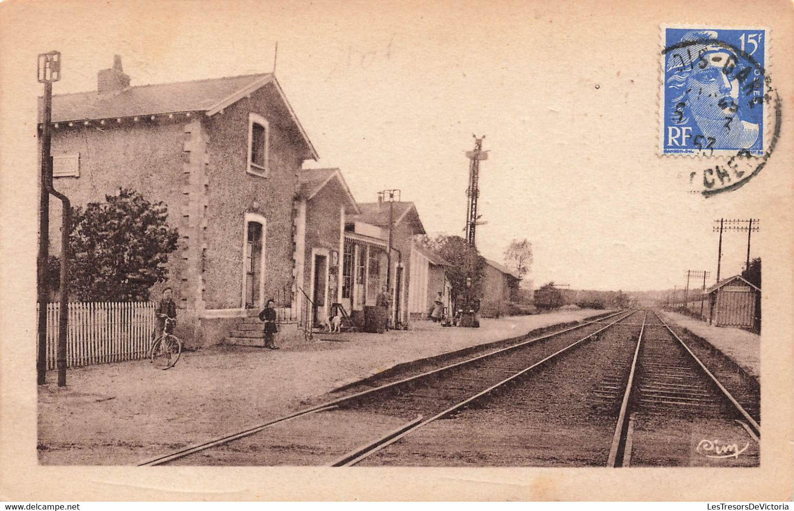 CPA  - St Jean Froidmentel - La Gare - Animé - Vélo - Chemin De Fer - Stations Without Trains