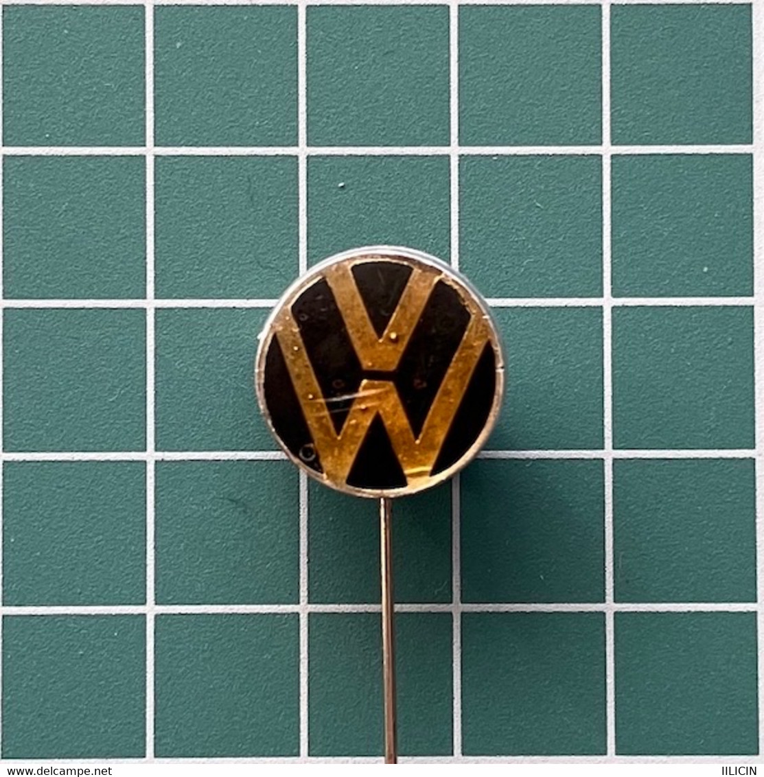 Badge Pin ZN012690 - Automobile Car Volkswagen VW - Volkswagen
