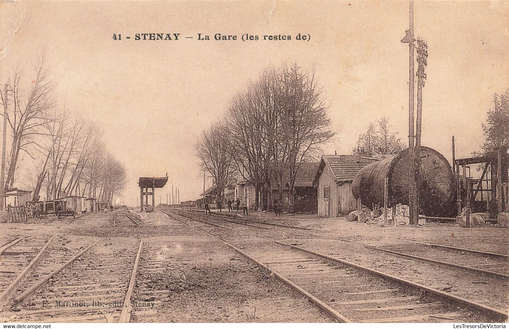 CPA  Stenay - La Gare - Les Restes De - Apres Guerre - Gares - Sans Trains