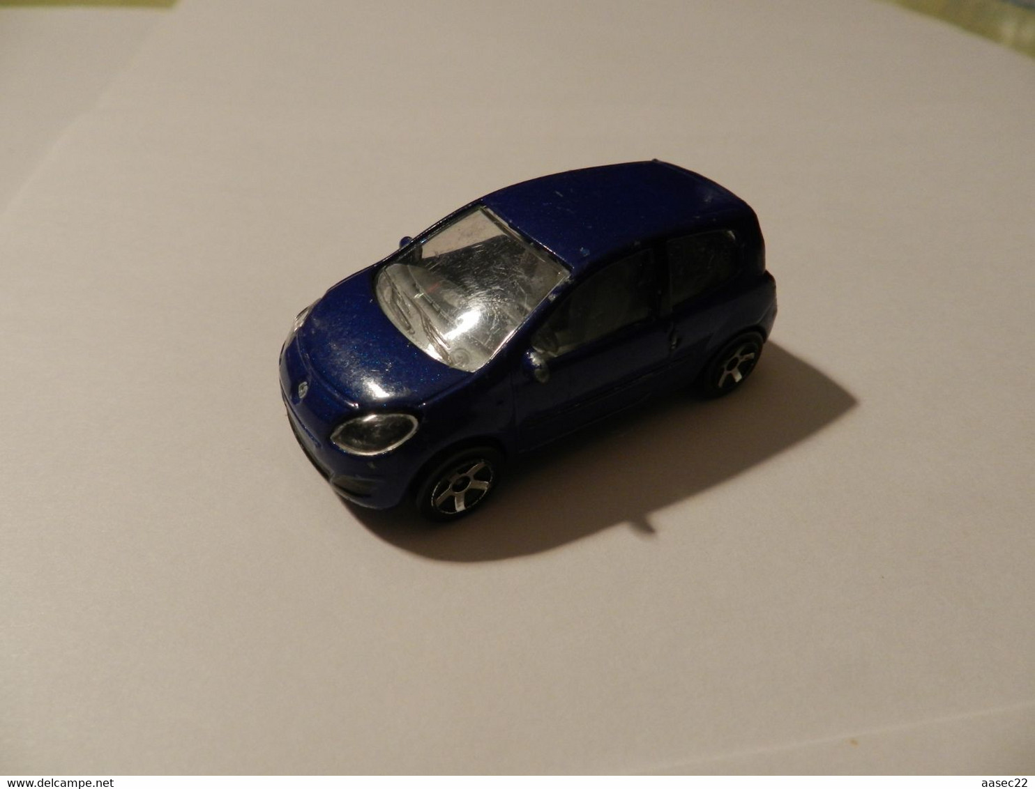 Majorette     Renault Twingo    ***  1735  *** - Majorette