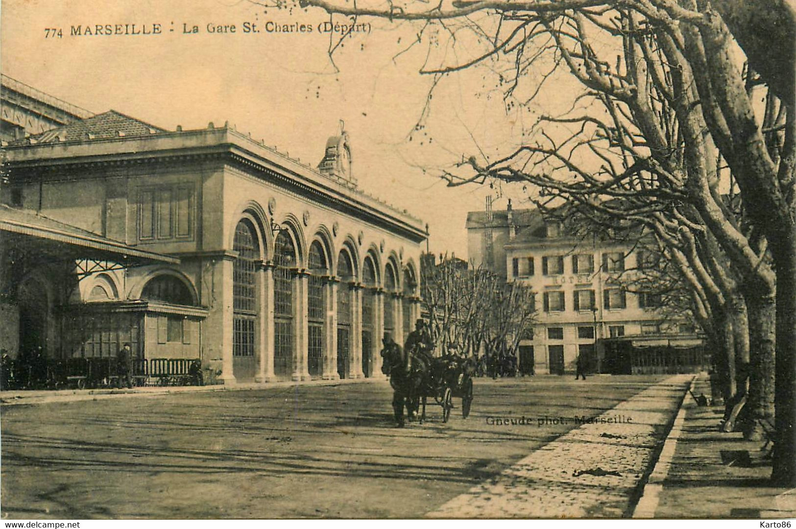 Marseille * La Gare St Charles , Le Départ * Attelage - Station Area, Belle De Mai, Plombières