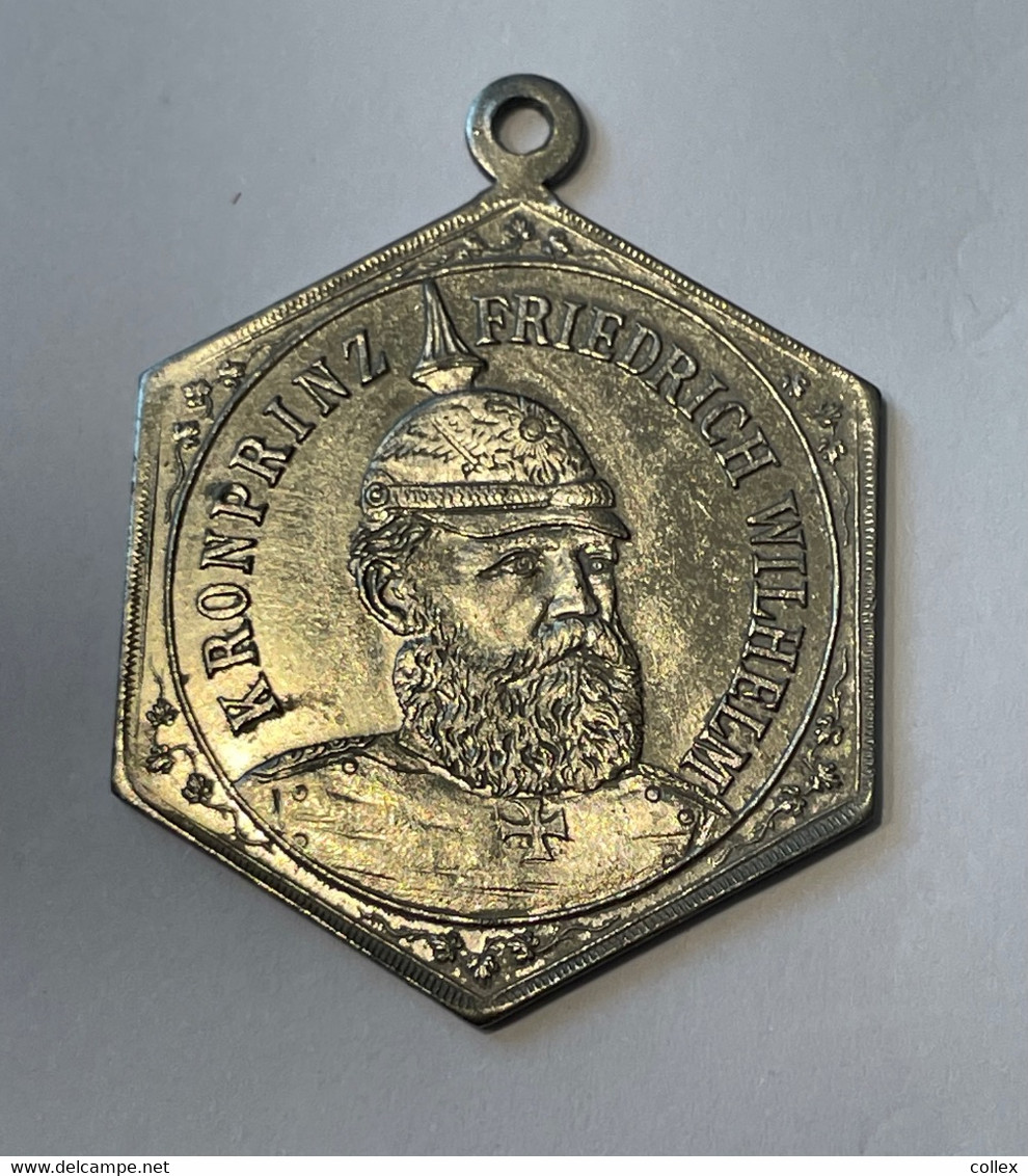 ALLEMAGNE / KRONPRINZ FRIEDRICH WILHELM & KAIZER WILHELM I / MÉDAILLE  HEXAGONALE / ~ 1870 / MÉTAL BLANC / SUPERBE - Royaux/De Noblesse