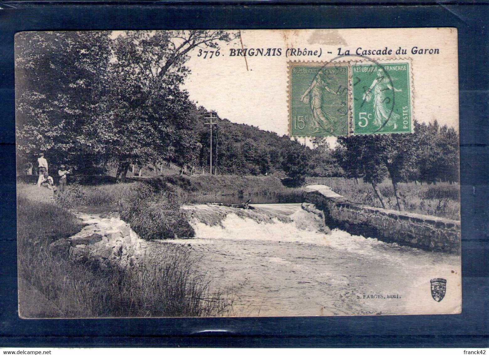 69. Brignais. La Cascade Du Garon. Coin Bas Gauche Abimé - Brignais