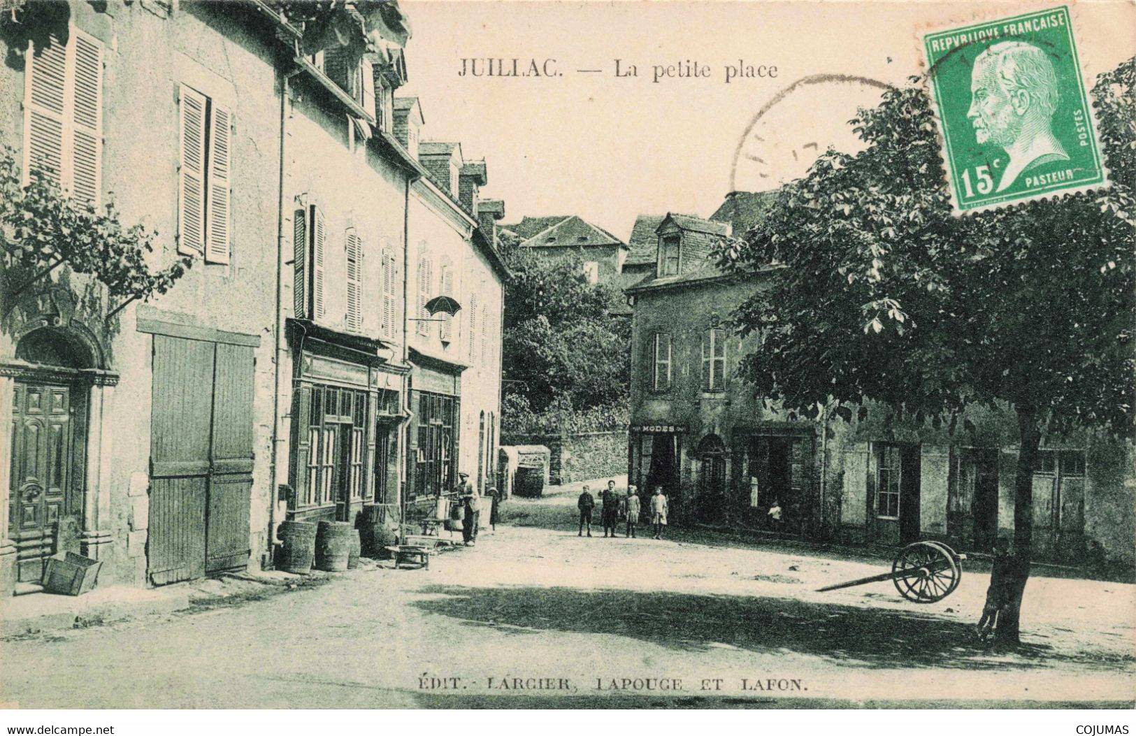 19 - JUILLAC - S02022 - La Petite Place - L1 - Juillac