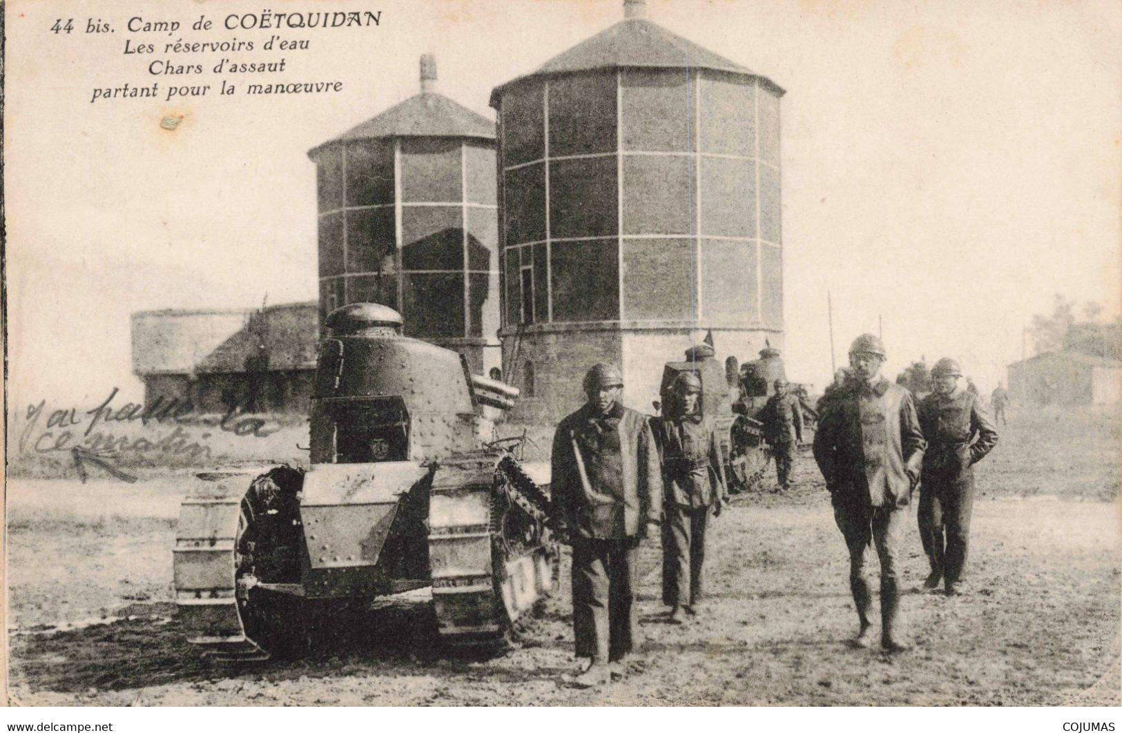 56 - CAMP DE COETQUIDAN - S03473 - Les Réservoirs D'eau - Chars D'assaut Partant Pour La Manoeuvre - L1 - Guer Coetquidan