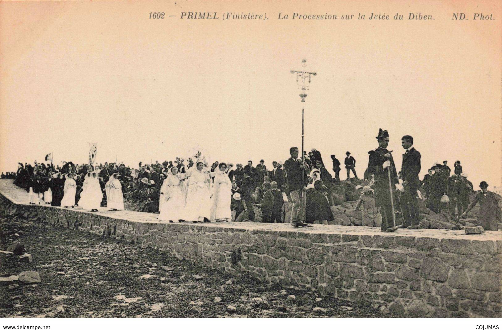 29 - PRIMEL - S02589 - La Procession Sur La Jetée Du Diben - L1 - Primel