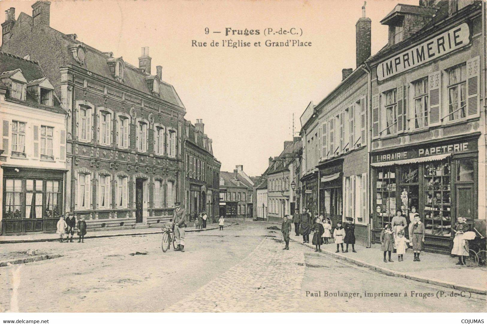 62 - FRUGES - S03651 - Rue De L'Eglise Et Grand'Place - Imprimerie - Librairie - L1 - Fruges