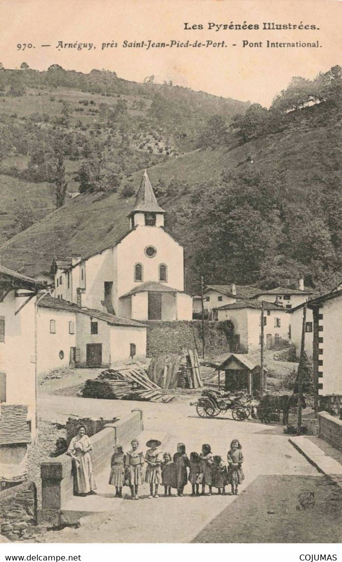 64 - ARNEGUY - S00321 - Près Saint Jean Pied De Port - Pont International - Calèche - Enfants - Fillettes - Eglise - L1 - Arnéguy