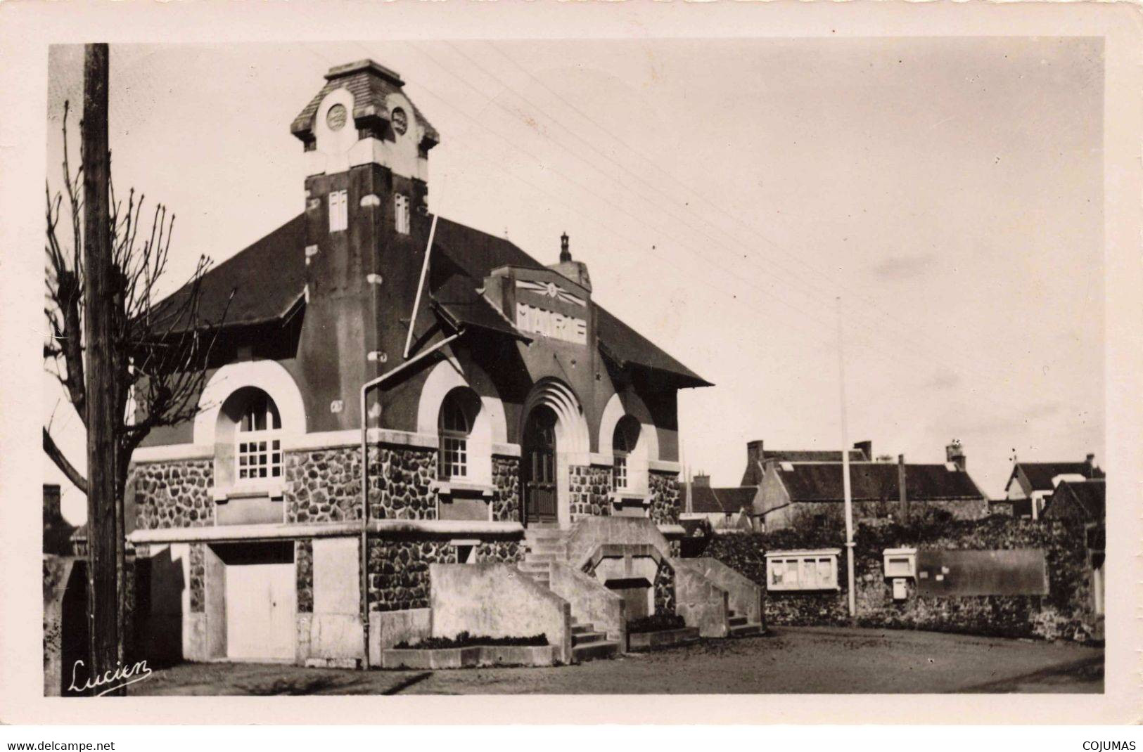 50 - BLAINVILLE SUR MER - S00207 - La Mairie - Editions Artistiques - CPSM 14x9 Cm - L1 - Blainville Sur Mer