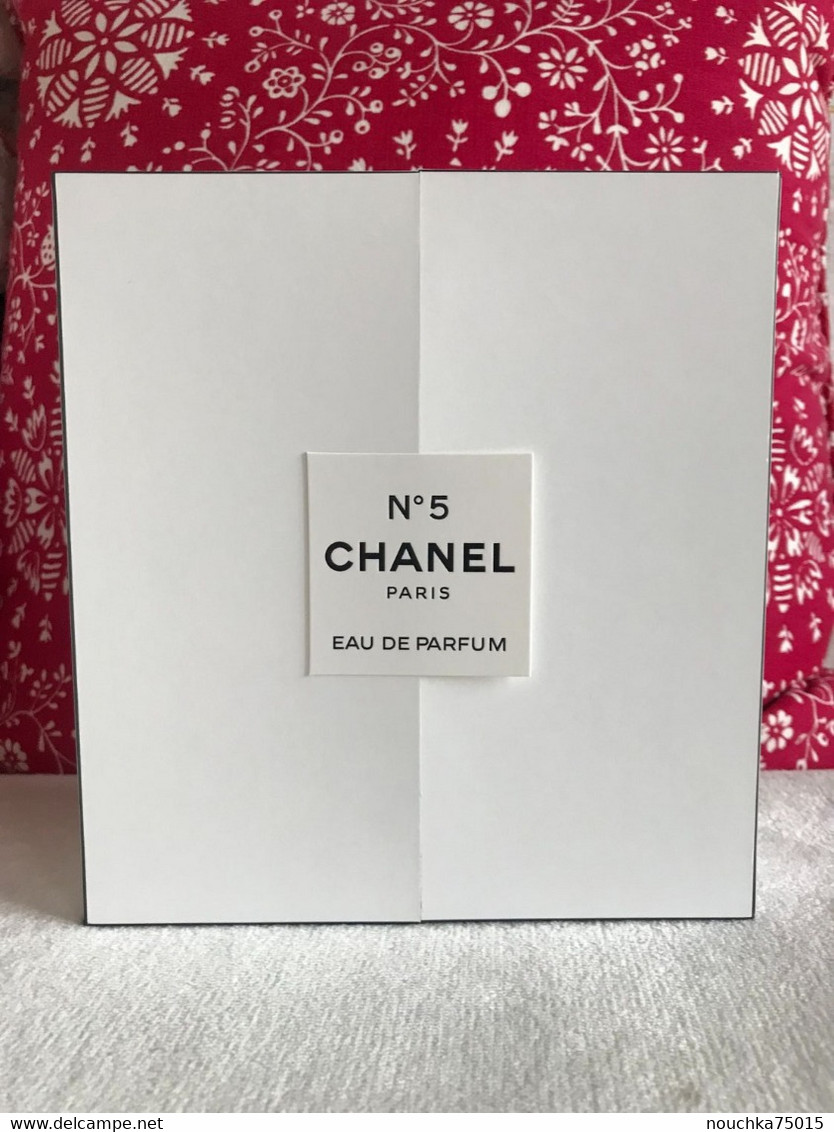 Chanel - N°5 Eau De Parfum, édition Limitée Noël 2019 - Femme