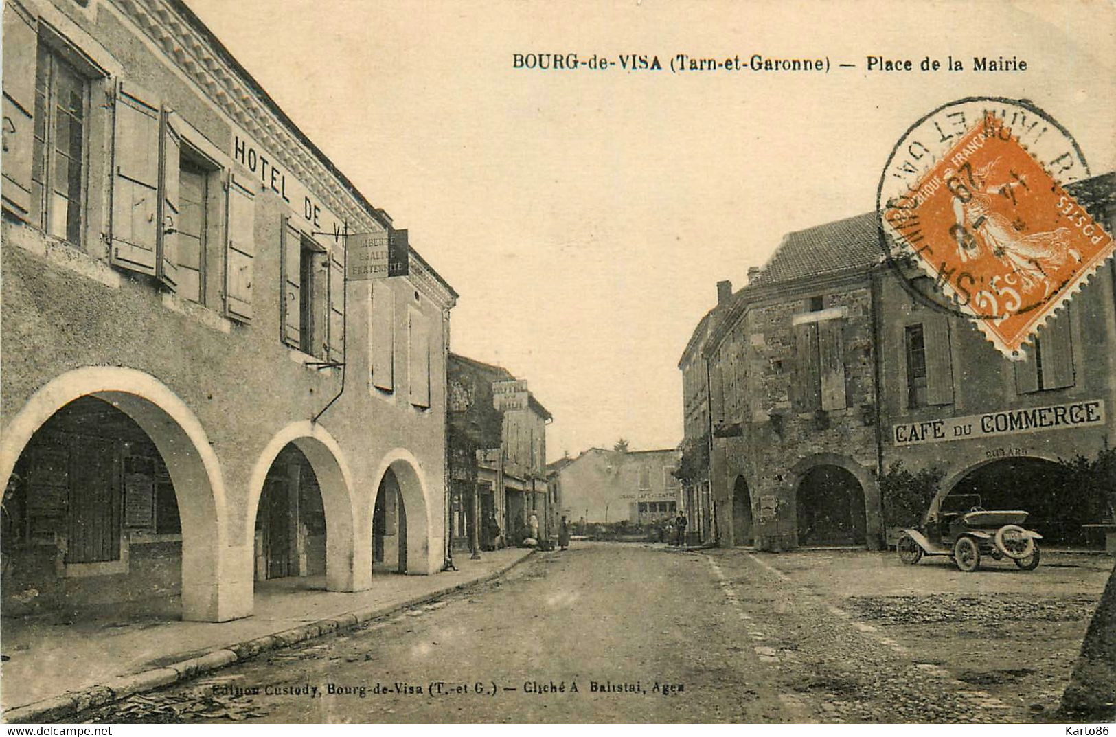 Bourg De Visa * La Place De La Mairie * Café Du Commerce * Automobile Voiture Ancienne - Bourg De Visa